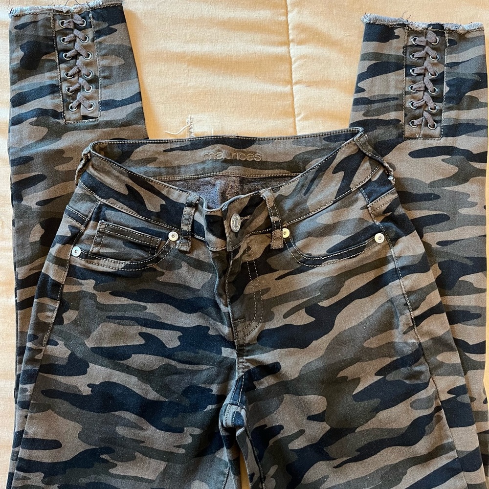 Maurice’s camo jeggings